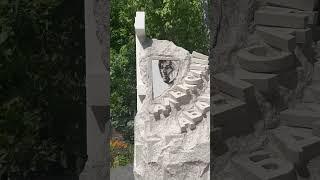 Талантливые Артисты! Троекуровское и Ваганьковское кладбище #kulakovvvobovsem #kulakovvv