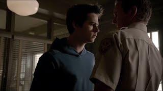 Stiles notices his dad isn’t wearing his wedding ring 5x02 || Teen Wolf