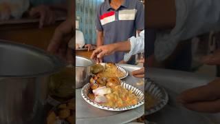 #streetfood #fastfood #foodporn 24₹/ 2pis बाटी चोखा #batichokha #allahabadi #prayagraj #dalchaval