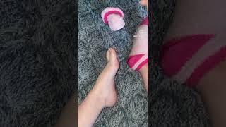 Fluffy pink ankle socks removal #feet #feetmatter #toe #socks #legs #pedicure