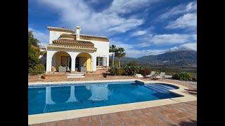 Buying a holiday home in Andalucia: Villa Encanto at Vinuela, EXCLUSIVE @ 695,000€ Fixed price.