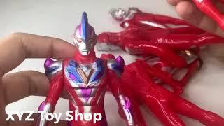 ULTRAMAN BOOTLEG TOY FIGURE LOT