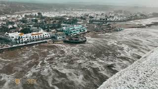 Pismo Beach - Big Waves and High Tides