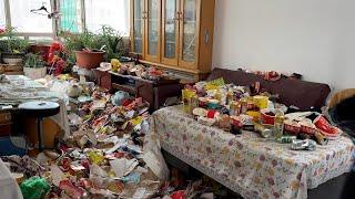 2 girls transformed the house in this manner. The landlord to ask them to move out immediately.