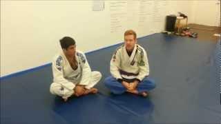 MMA Fail - Ultimate Armbar Defense, Instructor Chokes Himself Out