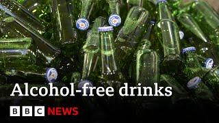 UK pubs follow Europe by increasing alcohol-free drinks on offer | BBC News