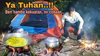 Ya Tuhan..!! Beri hamba kekuatan,ini cobaan.. camping Bushcraft sampai pagi di alam liar Sumatra