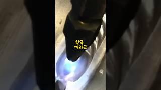 한국은 중국의 유일한 이것을 알아야 하는 이유를 말하는 외국인