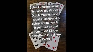 Die Ex Partnerin von ihm spielt falsch, sie erzählt Lügen, und nutzt die Kinder für ihre Rache.