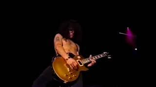 Sweet Child O' Mine - Slash Solo - Tokyo 92