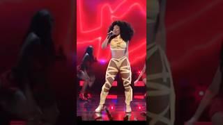 @megantheestallion  performs "Mamushi" with surprise guest Yuki Chiba! #VMAs