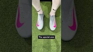 Which player are you ? #mercurialvapor #laceless #footballplayer #footballboots #whichone