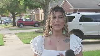 TX: Woman stabbed by 2 small children caught on camera