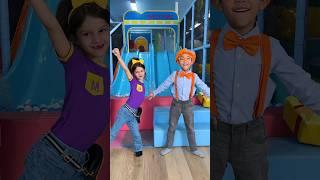 Can you guess this animal!? Let's Play Charades with Kid Blippi and Meekah! #blippi #shorts