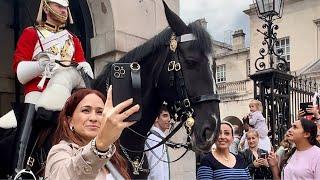 When a Tourist Stole the Spotlight from the Kings Guard**