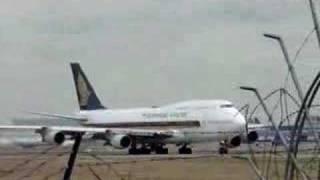 Singapore Airlines Boeing 747