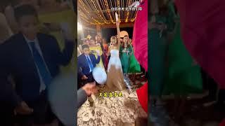 你知道這些人，為什麼在婚禮上摔盤子嗎，太有趣了#奇聞趣事 #科普 #有趣的冷知識
