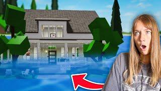 БРУКХЕЙВЕН ЗАТОПИЛО в Роблокс! Построила СВОЙ ДОМ Под ВОДОЙ в Brookhaven RP Roblox! Новый Дом