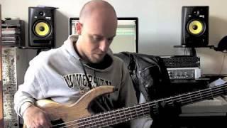 Scott Devine 'In The Shed' Practicing bass soloing over Bb groove.