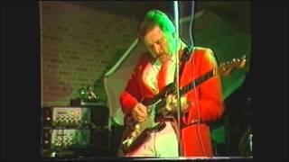 The Moonriders - South Of The Border (live 1983)