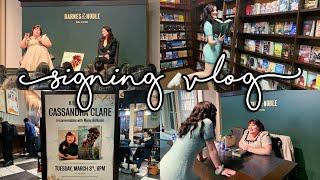 CHAIN OF GOLD BOOK SIGNING l vlog.