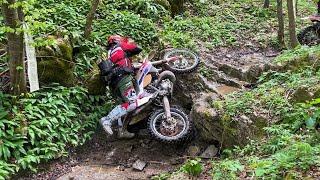 Chasing the Trails: Enduro Riding with Passion