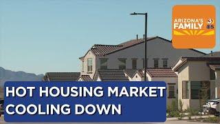Experts seeing Phoenix homes staying on market for longer, selling for less