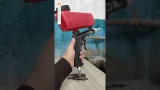 Sand blasting machine for rust removal