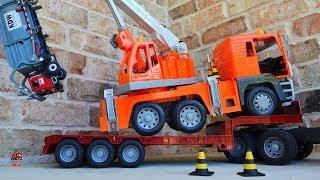 Garbage Truck Videos For Children l Garbage Truck Needs A Tow!  l Unboxing Battat Crane Truck