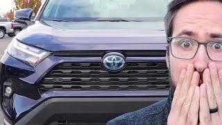 Toyota’s Hybrid Is A Gamechanger! (2025 Toyota RAV4 Hybrid)