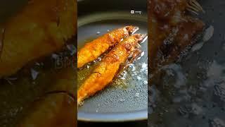 The tasty fish fry in a very simple way! Sardine taste at its peak when it's deeply fried! watch out