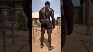 Build strong legs with this simple routine #legday #legdayworkout #bodybuilding #bodybuilder #tips