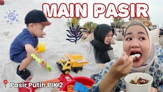 AJAK KAYLAN MAIN PASIR & NONGKRONG DI PANTAI!! BEGINI AJA UDAH HAPPY