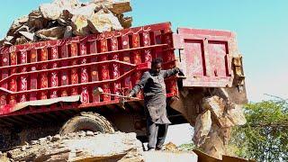 DANGEROUS Giants ️"BIGGEST Stone Crusher in the WORLD| Extreme Powerful Rock Crushing Machine!"