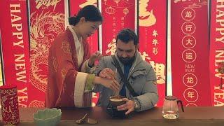 Azerbaijani expat explores traditional Chinese tea art in central China