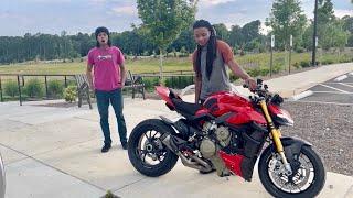  Guy Let’s me TEST RIDE his $25,000 Motorcycle DUCATI V4S STREETFIGHTER