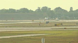 Plane loses wheel, makes emergency landing at Sarasota-Bradenton International Airport