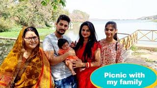 Enjoying picnic with my family||TRAVEL VLOGGING.