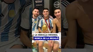 Exequiel Palacios nunca le regaló la medalla original a su exesposa