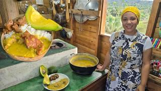 NENA SE ENOJA CON LA DOÑA Y SE VA DE LA COCINA. Lentejas Verde COMIDA TIPICA.