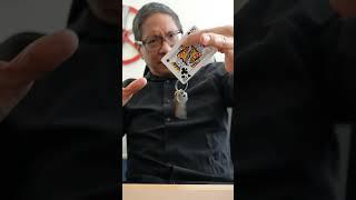 HOW!?? AMAZING KEY & CARD TRICK: