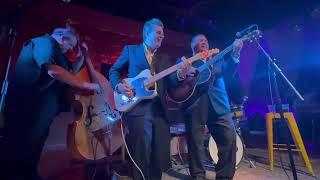 Derek Irving sitting in with Big Sandy & His Fly-Rite Boys