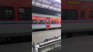 19308 Indore Chandigarh weekly express leaving Hazrat Nizamuddin Junction// Lifestyle Travels shorts