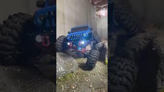 Crawling the scx24 Jeep gladiator with the 58mm shocks! HUGE flex!  #shorts
