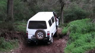 Mitsubishi l300 4wd van turon river