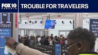 Holiday travelers run into major issues in US airports