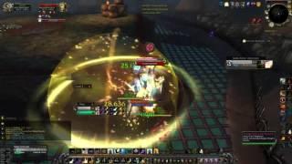 2v3  Disco priest Monk VS 2 Rogues Pala