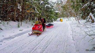 Canadian Snow Hippies!  (Vintage Sled Tour)