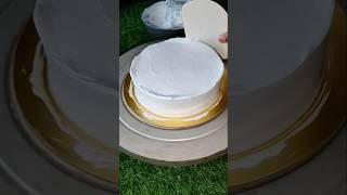 strawberry cake emergency main banaya #ytshorts #cake #explore #trending #ytshorts #cakedesign
