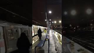 London train in Winter ️ caught on camera  #london #uk #transport #train #picture #picoftheday